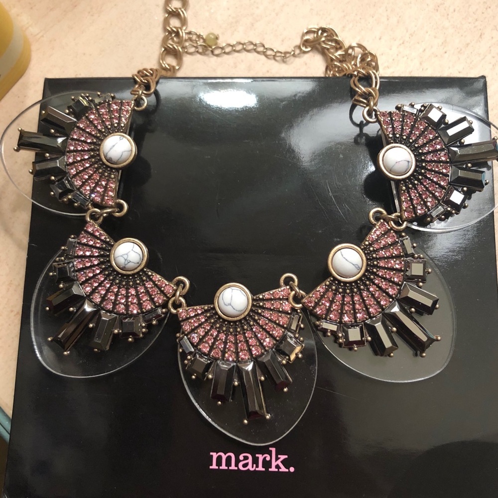 Mark. Statement necklace